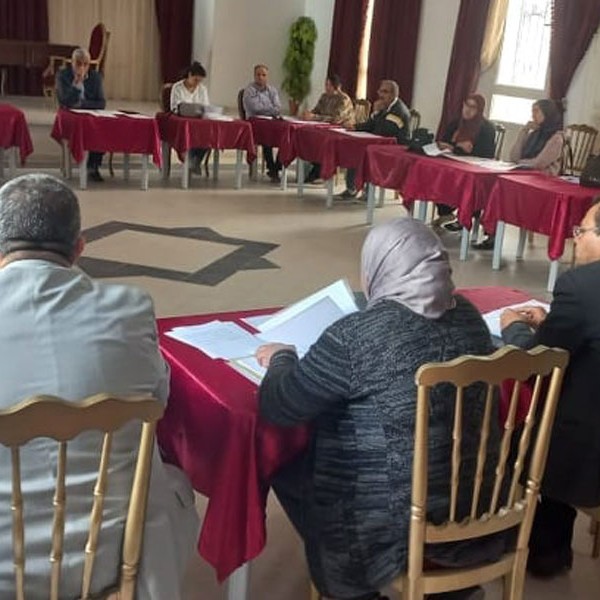 إجتمع المجلس لتدارس المواضيع التالية